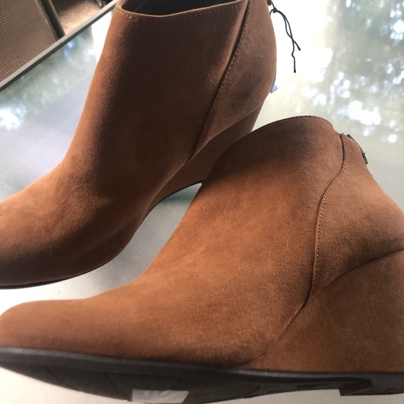 FIONIโฃ๏ธHOST PICKโฃ๏ธDEEP RICH CARMEL ANKLE BOOTS - Picture 3 of 7